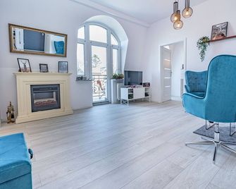 Baltic Apartments - Willa Carmen - Świnoujście - Wohnzimmer