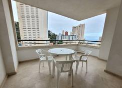 Torres Gardens-Fincas Benidorm - Benidorm - Balcony