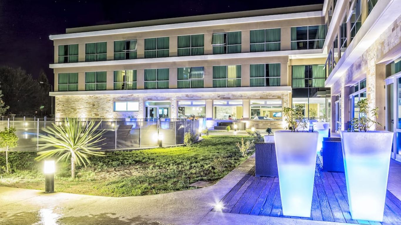 Howard Johnson by Wyndham Neuquen