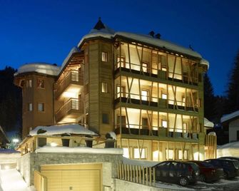 DV Chalet Boutique Hotel & Spa - Madonna di Campiglio - Building