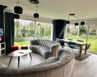 L'opale - Plain Pied - Acces Pmr - Les Attaques - Sala de estar