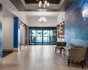 Holiday Inn Express and Suites Newton, an IHG Hotel - Newton - Ingresso