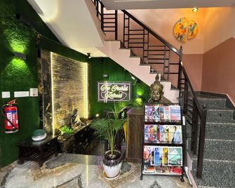 The Orchid Retreat Agra - Stay Near Taj Mahal - Agra - Stairs