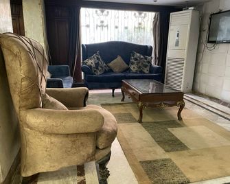 Verssailles Al Manar Hotel - Cairo
