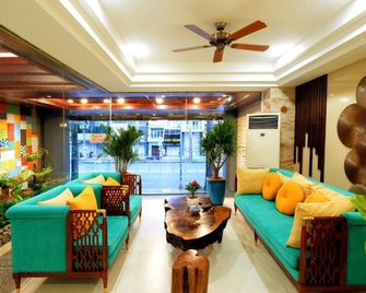 Happy Life Green Hotel - Ho Chi Minh City - Balcony