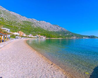 Apartment Ivka - Igrane - Beach