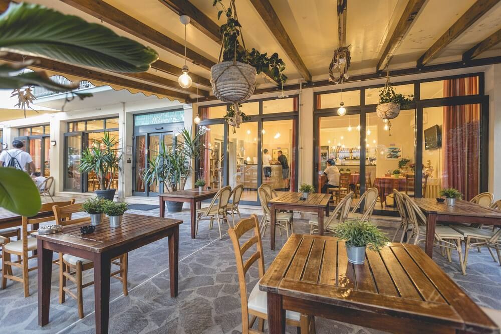 أوتل ستيلا ديل ماري