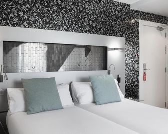 Petit Palace Plaza Mayor - Madrid - Bedroom