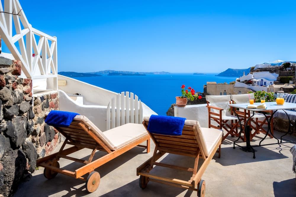 Chelidonia Traditional Villas - אויה - מרפסת