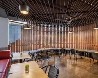 ibis Gading Serpong - Tangerang City - מסעדה