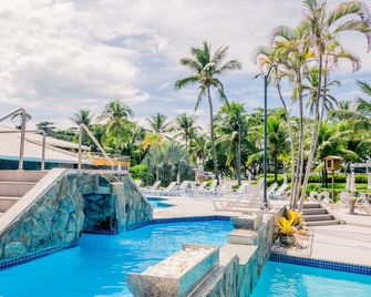 بوسكو دو بورتو برايا هوتل - بورتو سيغورو - حوض السباحة