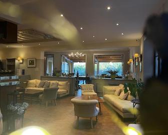 Hotel Berneron - Vallon-Pont-d'Arc - Lounge
