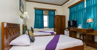 Princess Hotel - Keng Tung - Bedroom