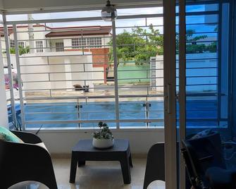 Hermoso apartamento de 2 habitaciones en Ciudad Universitaria - Concepción de La Vega - Balcony