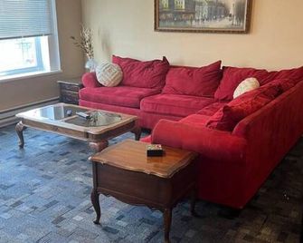 Spacious Apt near Guthrie Packer - Sayre - Wohnzimmer