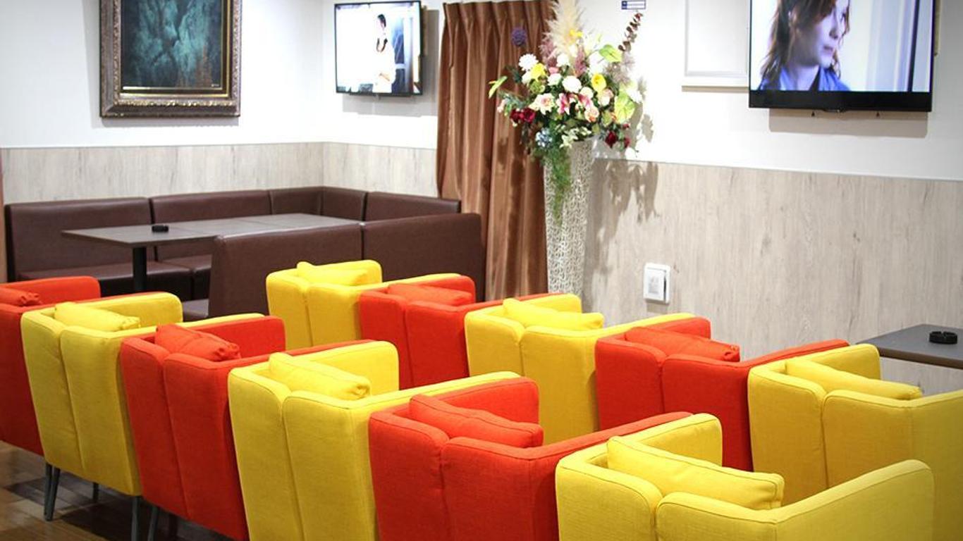 Capsule hotel and Sauna Kawasaki Big