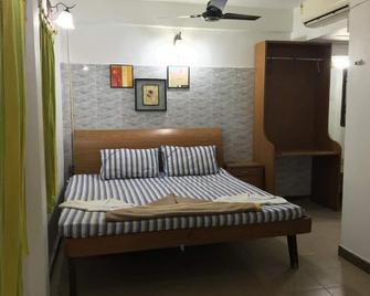 Victory Mansion - Chennai - Bedroom