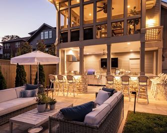 Above Nashville Elegance I Luxury I Hillsboro I Universities - Nashville - Patio