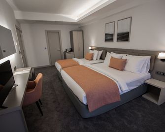 Dovv Hotel - Gaziemir - חדר שינה