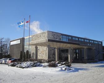 Travelodge by Wyndham Trois-Rivieres - Труа-Рівєр - Будівля
