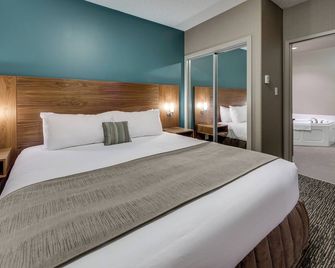 Heritage Inn Hotel & Convention Centre - Pincher Creek - Pincher Creek - Schlafzimmer