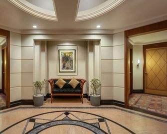 Sarovar Portico Kalupur Ahmedabad - Ahmedabad - Σαλόνι ξενοδοχείου