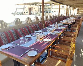 Thousand Nights Camp - Bidīyah - Restaurant