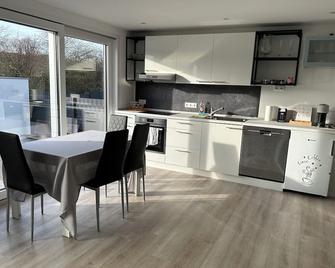 Ferienwohnung Gästehaus Merzig-Besseringen Neubau - Merzig - Cocina