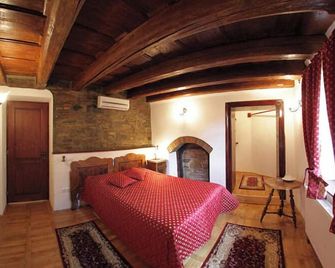 Hotel Casa Wagner - סיגישוארה - חדר שינה