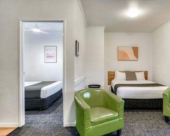Caboolture Gateway Motel - Caboolture - Bedroom