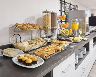 Hotel Familia Conde - Huelva - Buffet