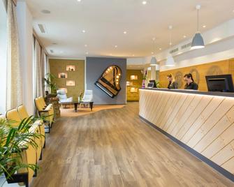 Der Salzburger Hof - Salzburg - Front desk