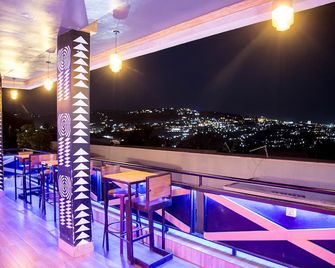 Olympic Hotel - Kigali - Balcón