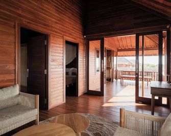 Anna Villas by Sumba-Beach - Kasangalarabaru - Sala de estar