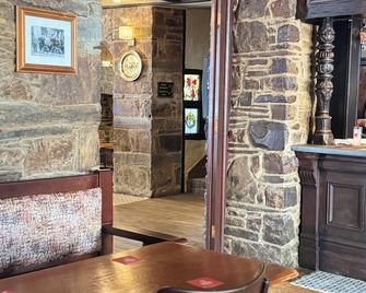 The Black Lion Hotel - Cardigan