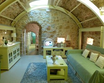 St. George Sykoussis Traditional Residen - Chios - Living room