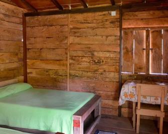 Tree house sigiri queens rest - Sigiriya - Bedroom