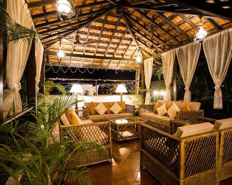 Resort Lagoa Azul - בגה (הודו) - טרקלין