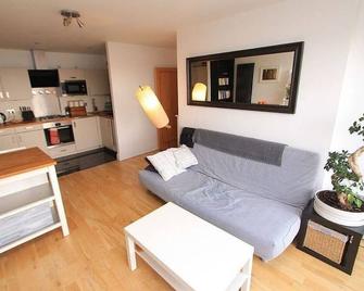 Rooms with a view! - London - Living room