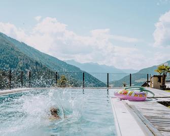 Hotel Bergschlössl - Lüsen - Bazén