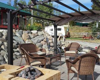Nimpo Lake Resort - Charlotte Lake - Patio