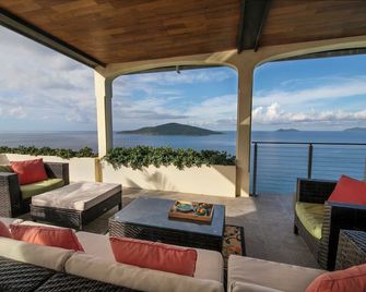 New Ocean View Home! - סנט תומאס - מרפסת