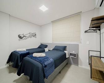Flipchave Mingus Residencial Min000 - Joinville - Quarto