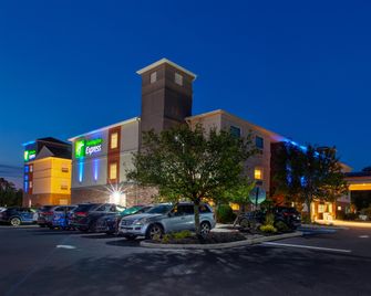 Holiday Inn Express & Suites Absecon-Atlantic City Area By IHG - Absecon - Edificio