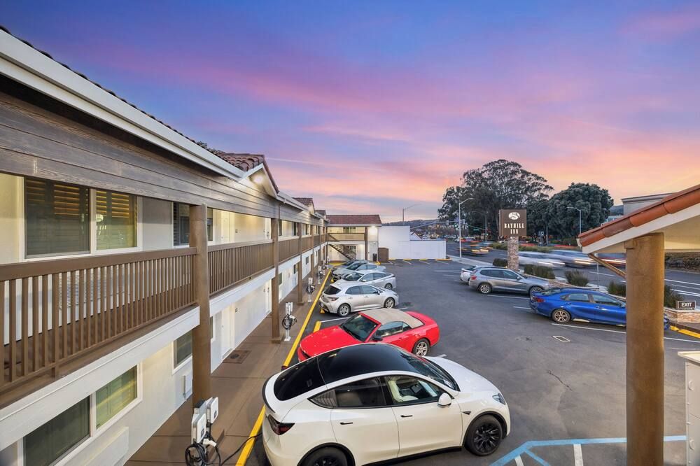 Bayhill Inn - San Bruno - Outdoor view