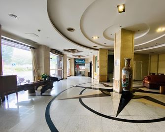 Home Inn Shaoguan Wujiang Bridge Zhongshan Park River View - Shaoguan - Ingresso