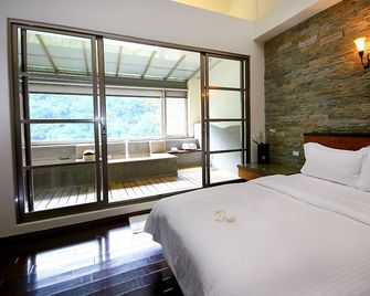 Spring Spa Hotel - Wulai District - Bedroom