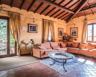 Agriturismo Goccia di Luna - Umbertide - Soggiorno