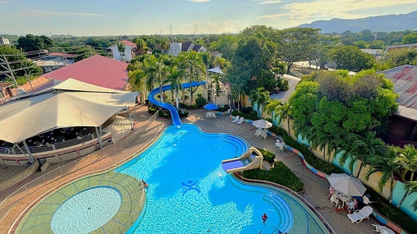 Hotel Los Puentes Comfacundi