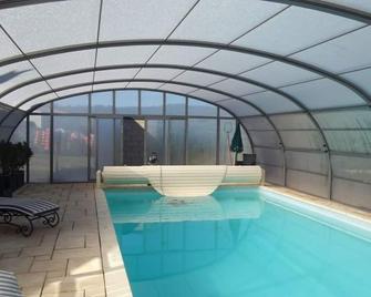 Le Genevrier - Gite le Genevrier - La Malène - Piscine